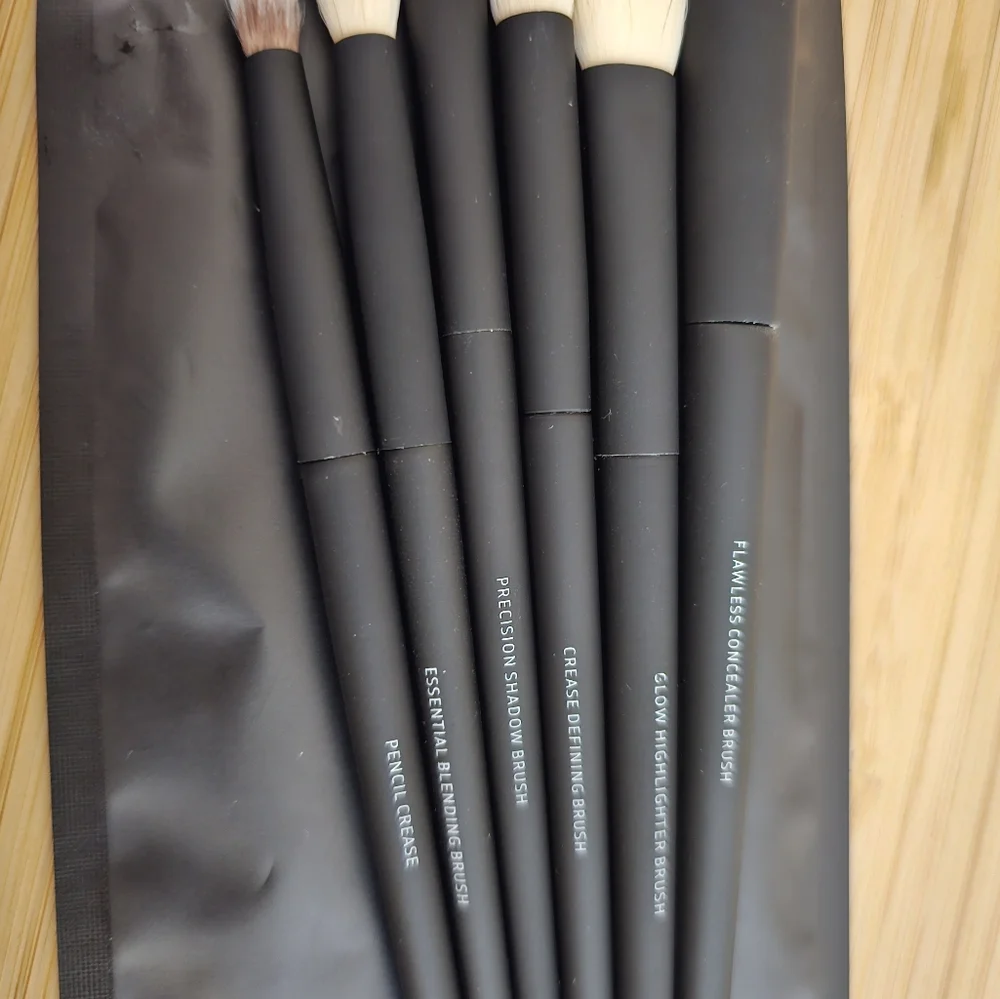 Lithe - Picture 3 of 3